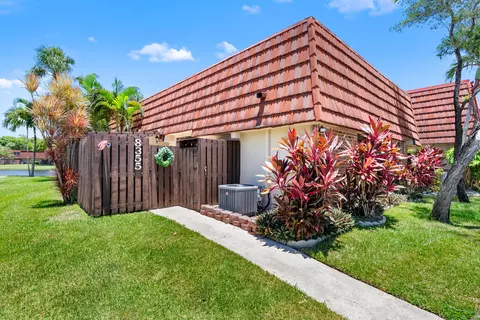 8355 Boca Rio Dr #8355, Boca Raton, FL 33433