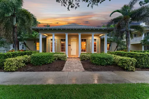 3334 Greenway Dr, Jupiter, FL 33458