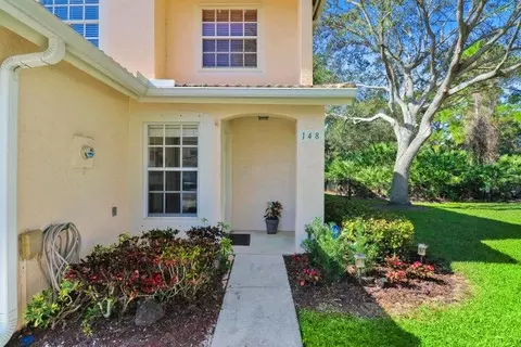 148 Fox Meadow Run, Jupiter, FL 33458