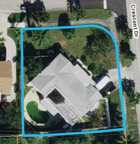 502 E Redwood Dr, Lake Park, FL 33403