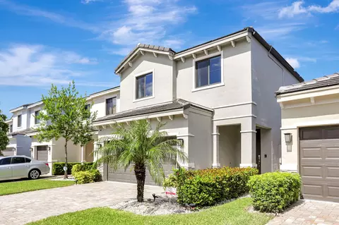 290 NW 33rd Ln, Pompano Beach, FL 33069