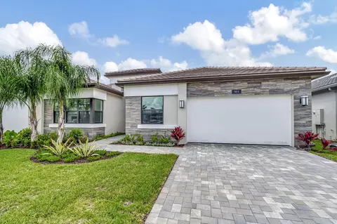 9814 Evergreen Woods Ln, Boynton Beach, FL 33473