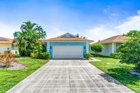 129 Sims Creek Ln, Jupiter, FL 33458