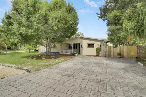 1580 NE Media Ave, Jensen Beach, FL 34957