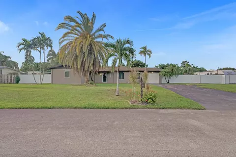 15881 SW 281st St, Homestead, FL 33033