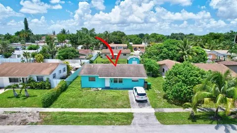 7731 NW 36th St, Hollywood, FL 33024