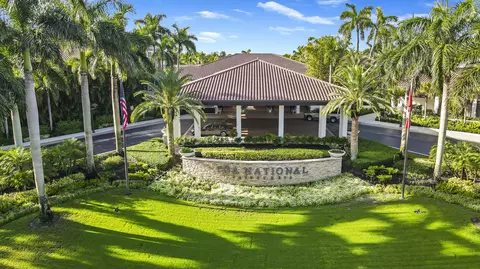 809 Club Dr, Palm Beach Gardens, FL 33418
