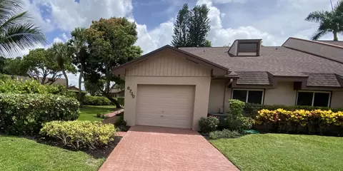 6730 Versailles Ct, Lake Worth, FL 33467
