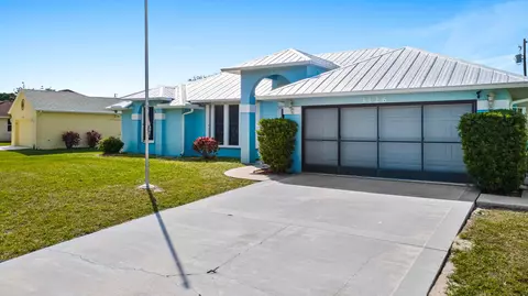 3126 SE Card Ter, Port Saint Lucie, FL 34984