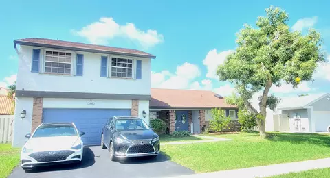 13640 Roanoke St, Davie, FL 33325