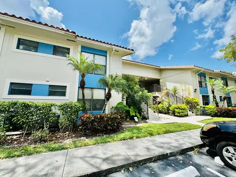 1541 Balfour Point Dr #D, West Palm Beach, FL 33411