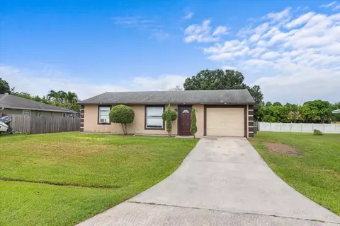 420 SW Parish Ter, Port Saint Lucie, FL 34984