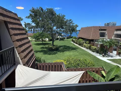 825 Center St #20A, Jupiter, FL 33458