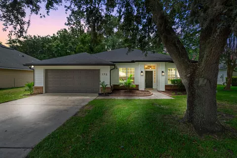 173 Southern Grove Dr, Saint Johns, FL 32259