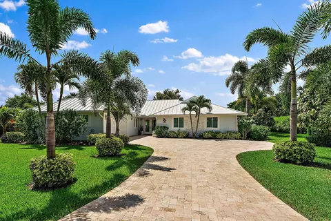 2964 SE Fairway W, Stuart, FL 34997