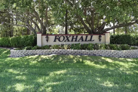 2750 Foxhall Dr W, West Palm Beach, FL 33417