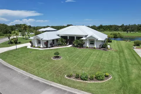 1526 Eagles Cir, Sebastian, FL 32958