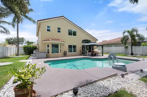 5277 Oakmont Village Cir, Lake Worth, FL 33463