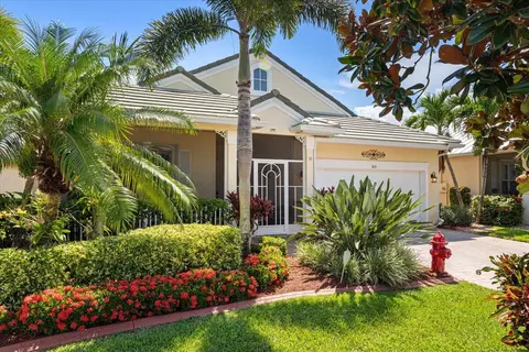 105 NW Summerville Ct, Port Saint Lucie, FL 34986