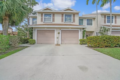 801 Crosswinds Dr, Greenacres, FL 33413