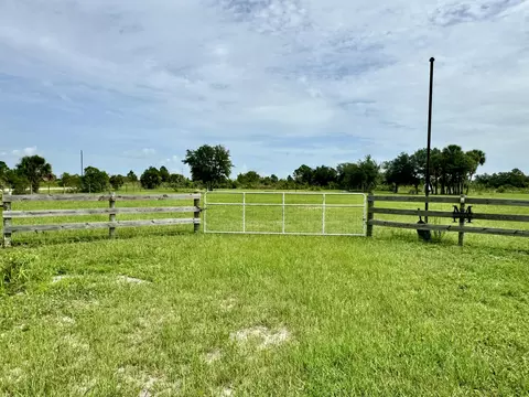 17597 NW 302nd, Okeechobee, FL 34972