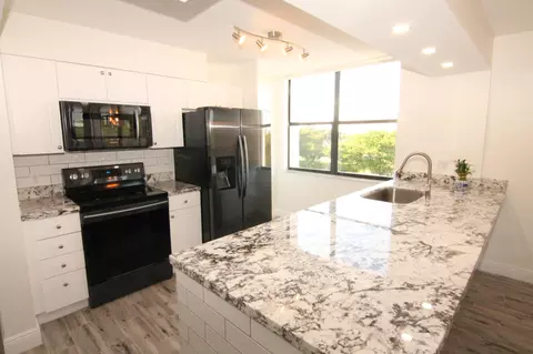 950 Lavers Cir #F501, Delray Beach, FL 33444