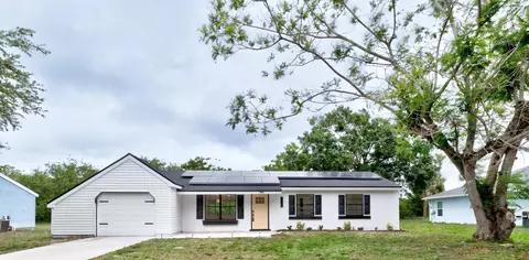 1426 25th St SW, Vero Beach, FL 32962