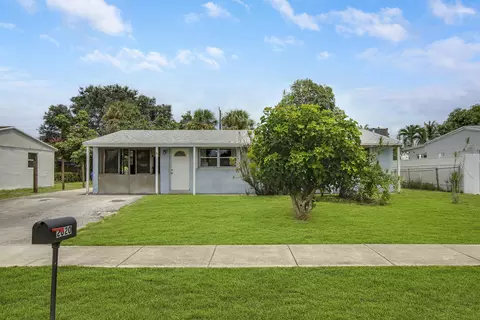 2020 SW 48th Ave, Plantation, FL 33317