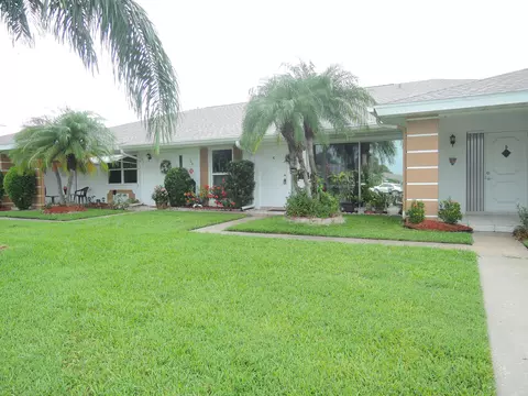 125 Lakes End Dr #C, Fort Pierce, FL 34982