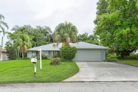 1307 NE Sago Dr, Jensen Beach, FL 34957