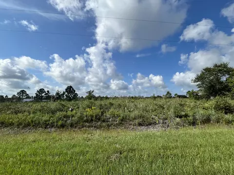 17444 NW 302nd St, Okeechobee, FL 34972