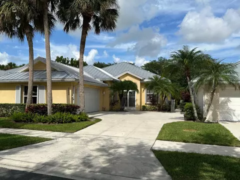 2883 SW Brighton Way, Palm City, FL 34990