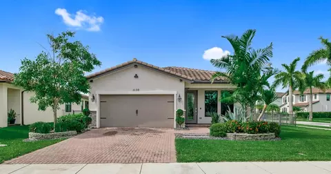 1130 Whitcombe Dr, Royal Palm Beach, FL 33411
