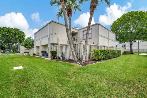 12178 Regal Ct N, Wellington, FL 33414