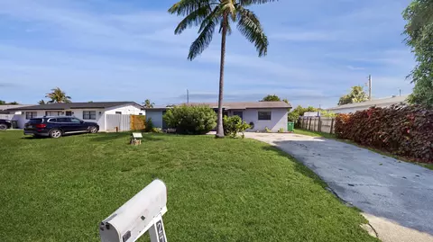 2775 Floweva St, Palm Springs, FL 33406