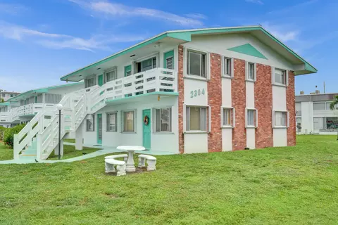 2304 Lake Osborne Dr #21, Lake Worth, FL 33461