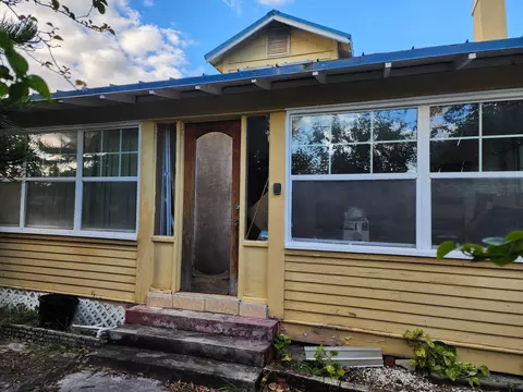 1906 Easter Ave, Fort Pierce, FL 34950