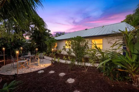 196 Raintree Trl, Jupiter, FL 33458