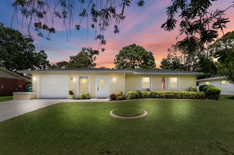 486 NE Solida Cir, Port Saint Lucie, FL 34983