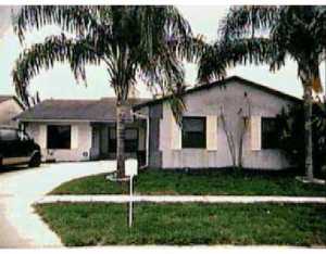 5754 E Ithaca Cir, Lake Worth, FL 33463 photo 1