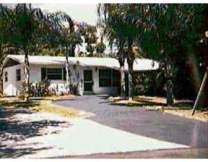 821 Daly Dr, Jupiter, FL 33458 photo 1
