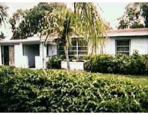 1079 NW 16th St, Stuart, FL 34994 photo 1