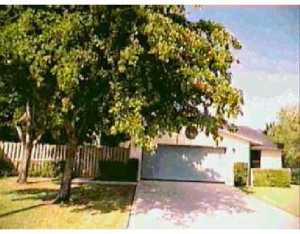 33 Baytree Cir, Boynton Beach, FL 33436 photo 1