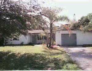 1686 E 13th St, Stuart, FL 34996 photo 1