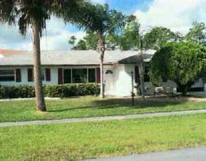 400 Circle W, Jupiter, FL 33458 photo 1