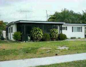 1009 Chippewa St, Jupiter, FL 33458 photo 1
