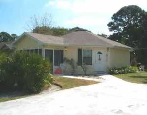 2678 SE Amherst St, Stuart, FL 34997 photo 1