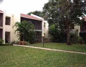 150 Pineview Rd #i-2, Jupiter, FL 33469 photo 1