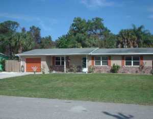1005 E 15th Ct, Stuart, FL 34996 photo 1