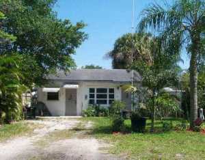 709 Stypmann, Stuart, FL 34994 photo 1